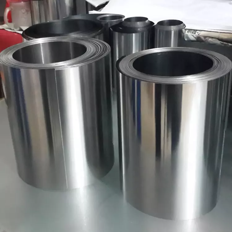 Ниобиевая фольга 0.05 мм 65 мм НбЦ ТУ 48-19-258-77 